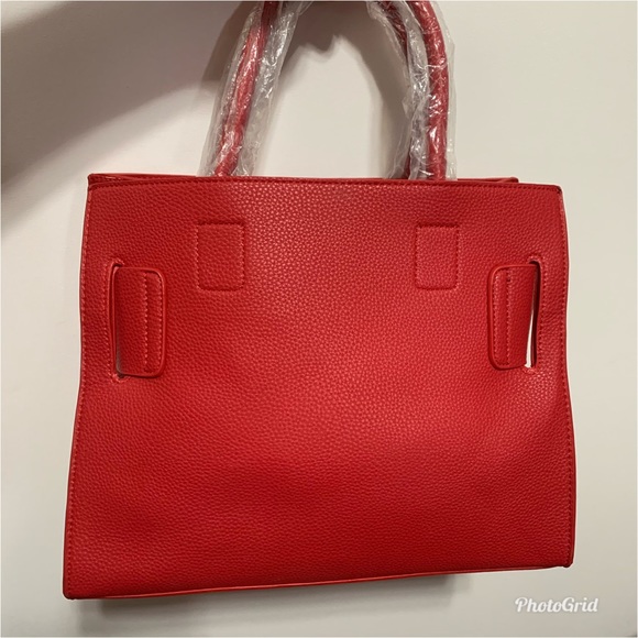 Red Faux Leather Set of 2 Handbag (12.2x6.4 in) - Picture 3 of 8